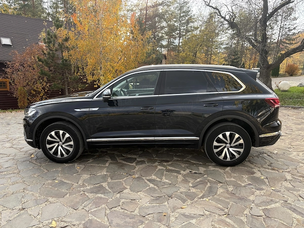 VOLKSWAGEN Touareg 2020 — imagine 8