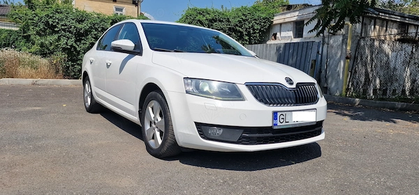 SKODA Octavia 2017 — imagine 3