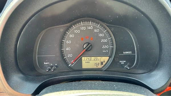TOYOTA Yaris 2012 — imagine 5