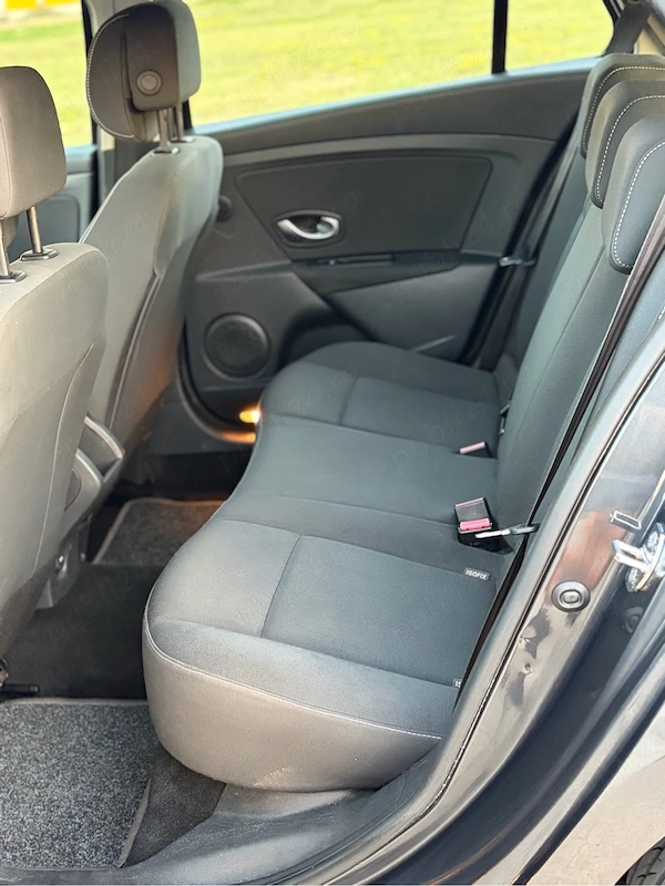 RENAULT Megane 2011 — imagine 7
