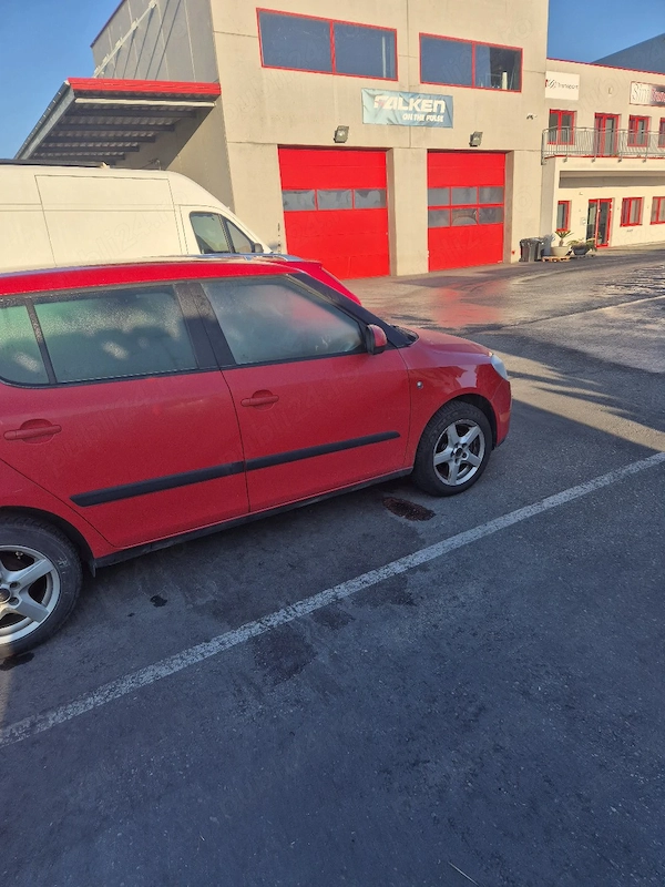 Vand sau schimb Skoda fabia