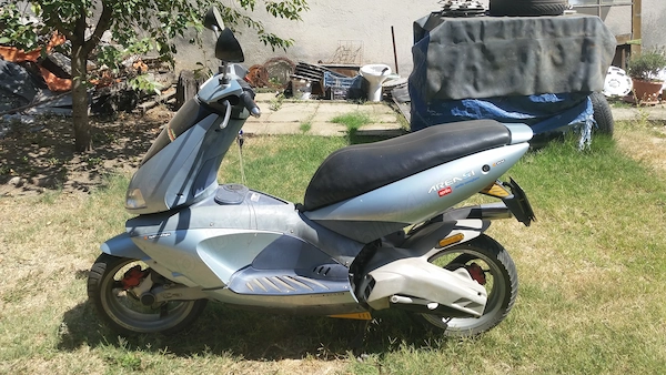 Scuter Aprilie Area 51.. 11000km!