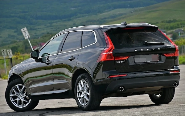 VOLVO XC60 2021 — imagine 4