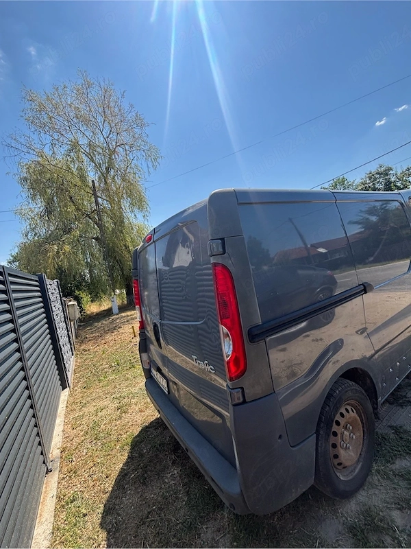 RENAULT Trafic 2011 — imagine 3