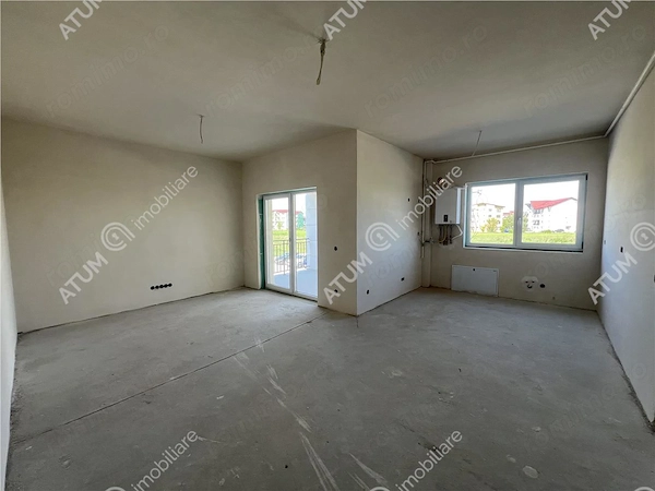 Apartament de 3 camere cu 2 bai si terasa etaj 2 zona Pictor Brana — fotografia 3