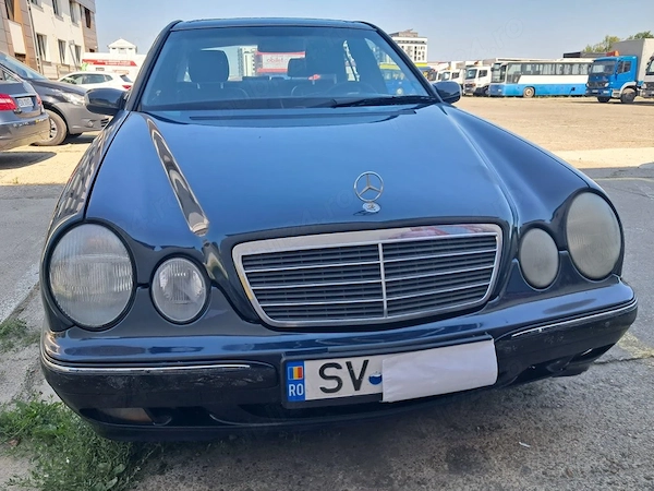 Mercedes e 240