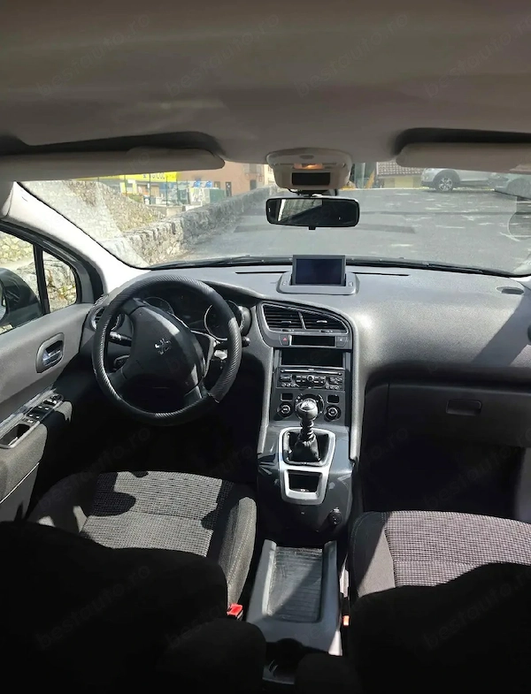 PEUGEOT 5008 2009 — imagine 2