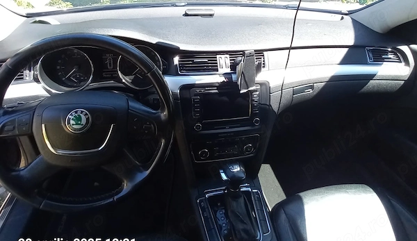 SKODA Superb 2011 — imagine 23