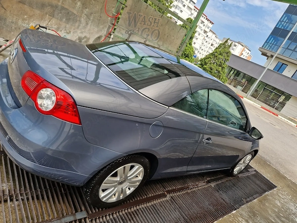 VOLKSWAGEN Eos