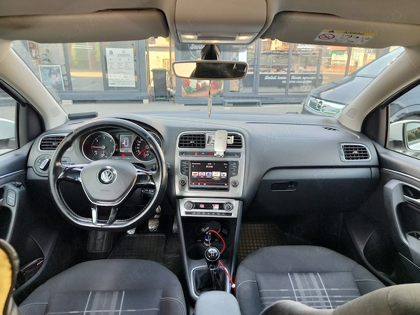 VOLKSWAGEN Polo 2016 — imagine 4