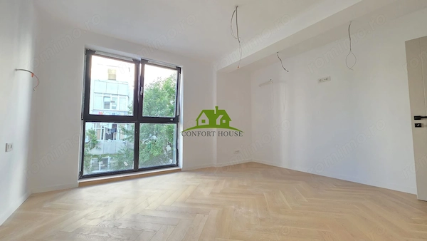 Ap.3 Camere la Etaj 1,Bloc 2026, cartier Traian-Cecilia Storck , Rm.VL — fotografia 3