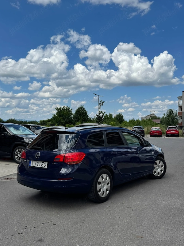 OPEL Astra 2012 — imagine 5