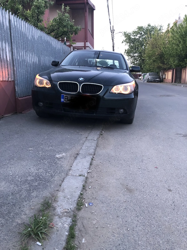 BMW 5 Series 2004 — imagine 10