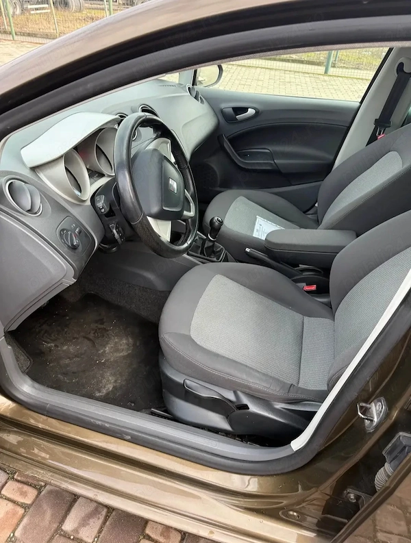 SEAT Ibiza 2011 — imagine 6