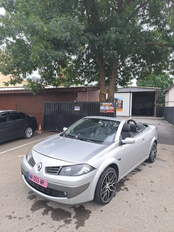 Megan 1.9 2007 cabrio