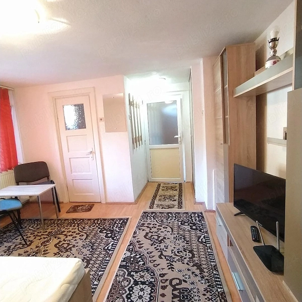 Garsoniera de inchiriat in Centrul Vechi Brasov — fotografia 3