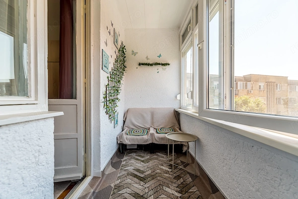 Apartament cu 1 cameră, balcon închis și boxă pe str. Carol Davila — fotografia 3