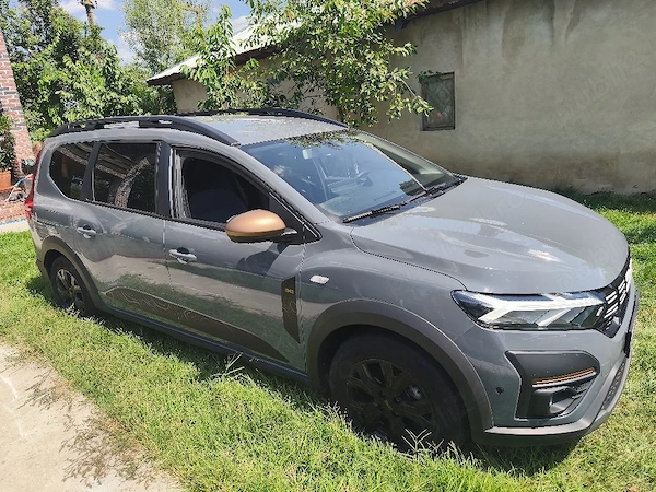 DACIA Jogger 2023 — imagine 2