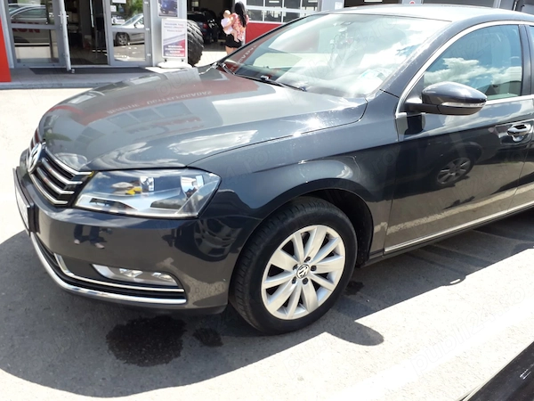 VOLKSWAGEN Passat 2012 — imagine 3
