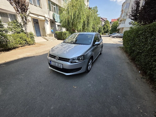 VOLKSWAGEN Polo 2010 — imagine 4