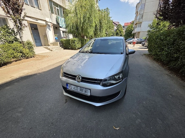 VOLKSWAGEN Polo 2010 — imagine 5