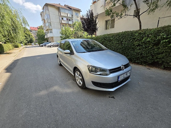 VOLKSWAGEN Polo 2010 — imagine 2