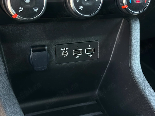 RENAULT Clio 2023 — imagine 15