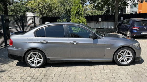 BMW 3 Series 2011 — imagine 5
