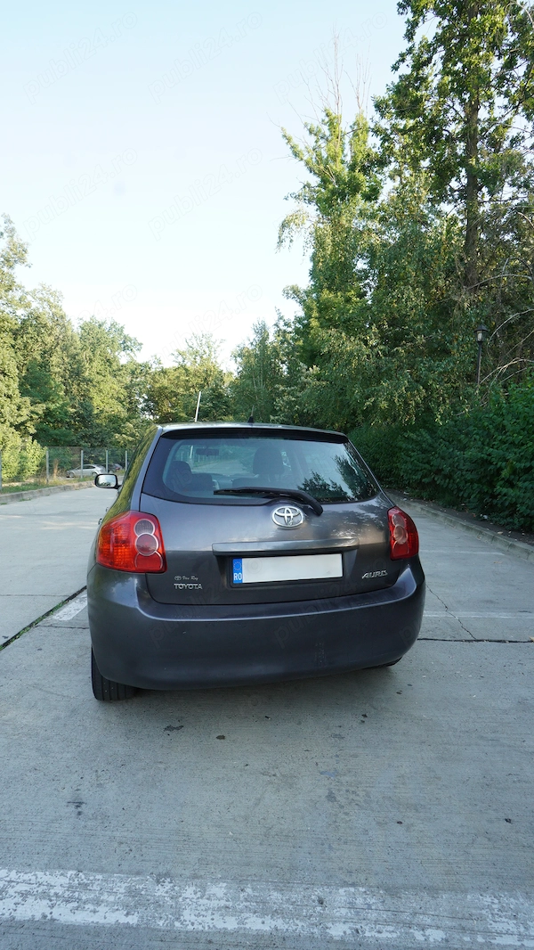 TOYOTA Auris 2009 — imagine 3