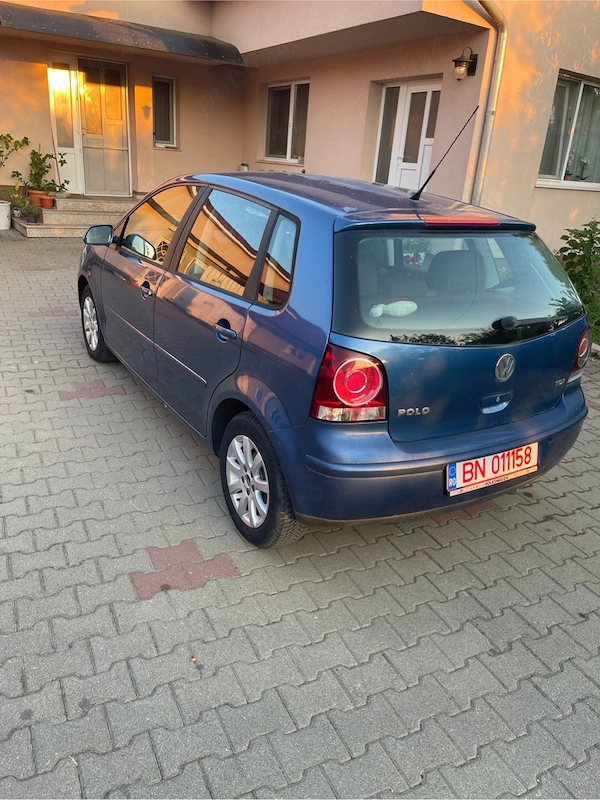 VOLKSWAGEN Polo 2006 — imagine 3