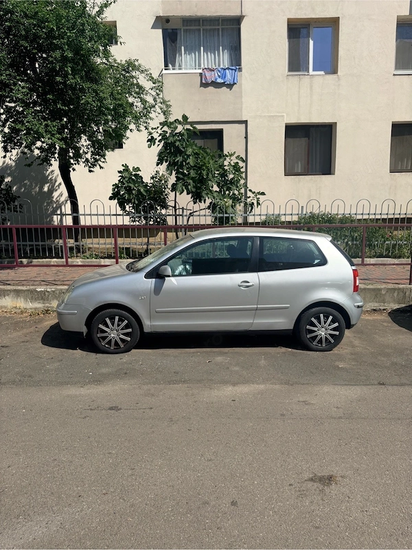 VOLKSWAGEN Polo 2004 — imagine 3