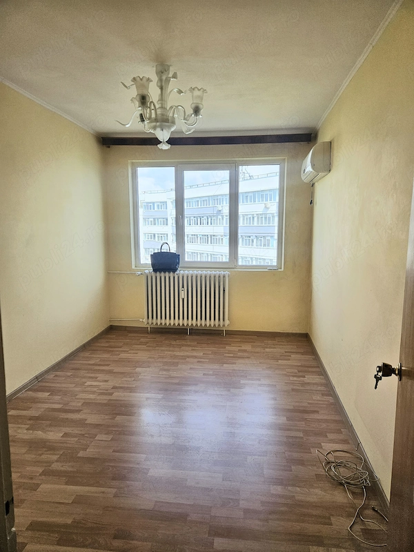 2 camere decomandat Tineretului — fotografia 3