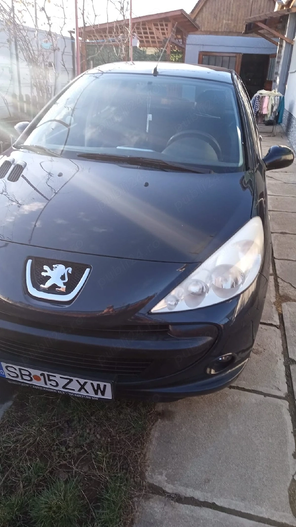 PEUGEOT 206