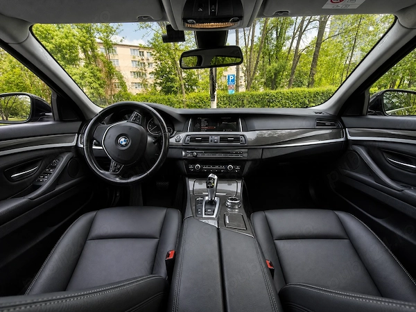 BMW 5 Series 2014 — imagine 9