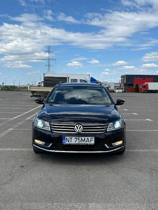 VOLKSWAGEN Passat 2012 — imagine 4