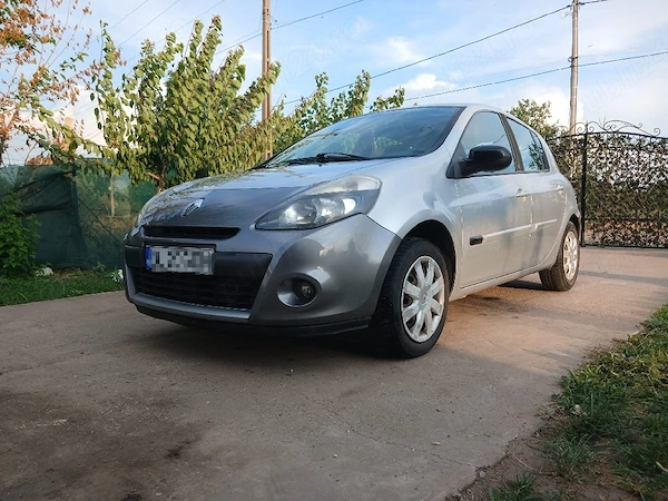 RENAULT Clio