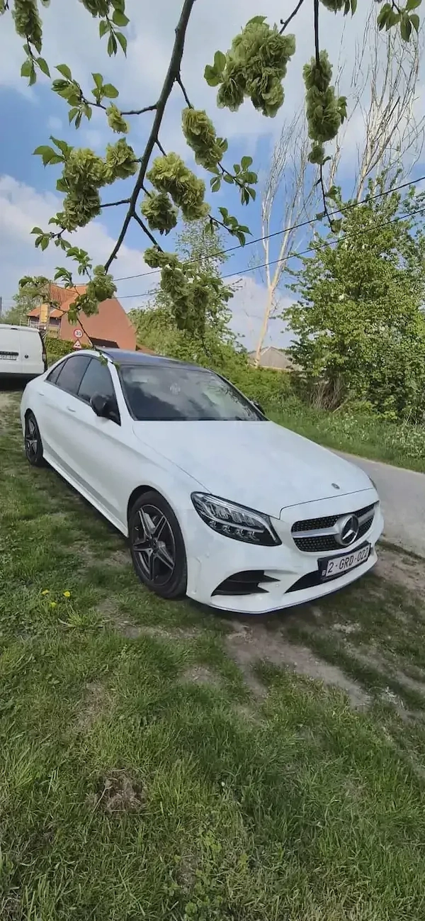 MERCEDES-BENZ C-Class 2019 — imagine 2