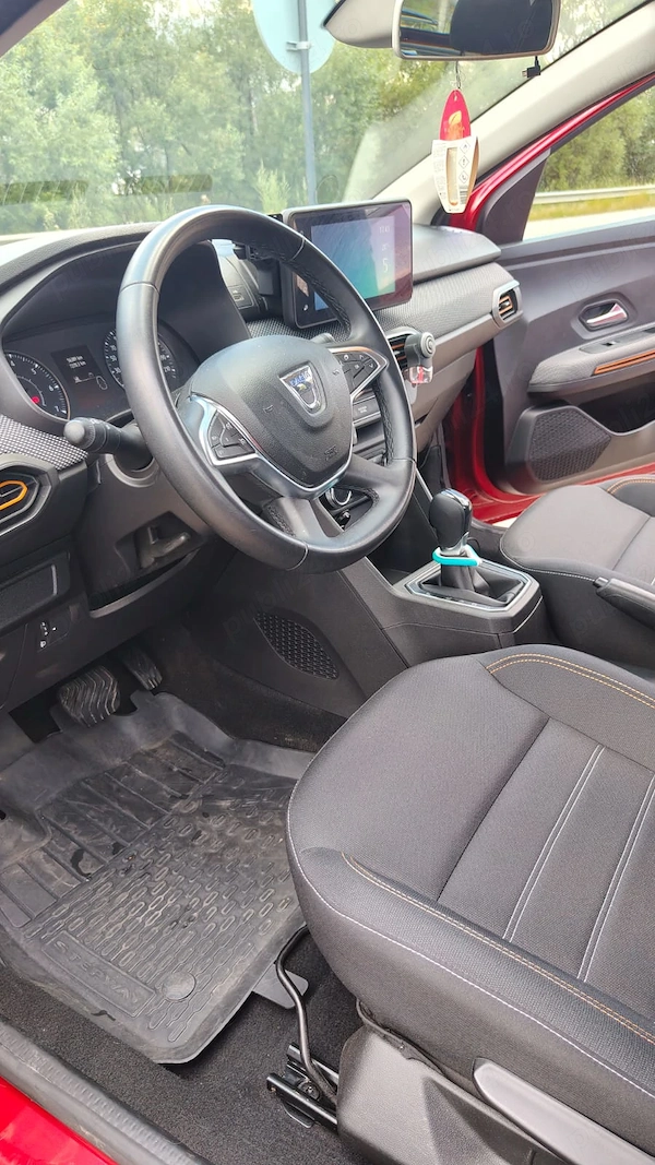 Vând Dacia Sandero Stepway
