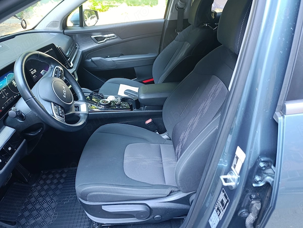 KIA Sportage 2022 — imagine 8