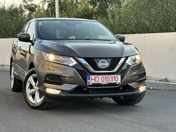 Nissan Qashqai 2WD*BiXenon*1.6 diesel*navigatie*camera*factura+fiscal*af.2019
