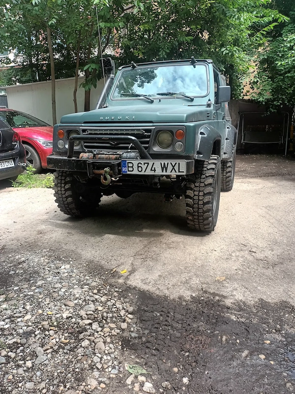 Suzuki Samurai Santana cu GPL