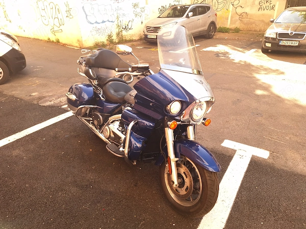 Kawasaki VN 1700 Voyager an fab 2011