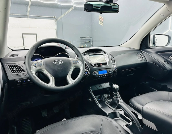 HYUNDAI ix35 2013 — imagine 20