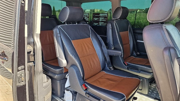 VOLKSWAGEN Multivan 2011 — imagine 3
