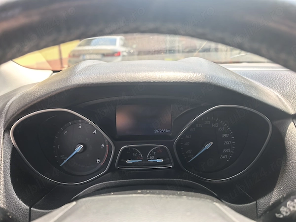 FORD Focus 2013 — imagine 8