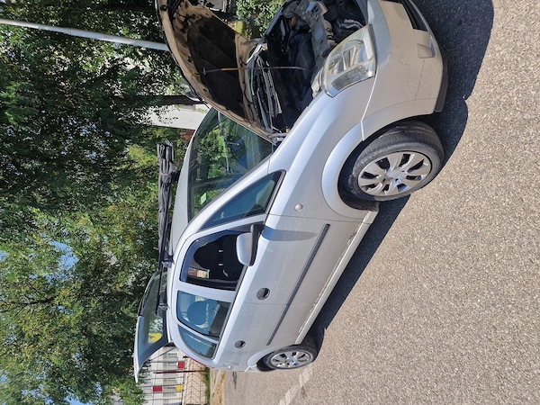 OPEL Meriva 2004 — imagine 2