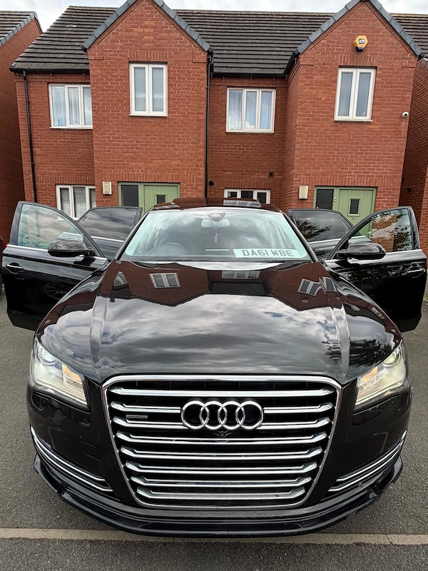 AUDI A8 2012 — imagine 3