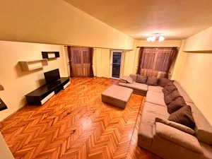 Proprietar, vand apartament 4 camere in complexul studentesc, str Delfinului — fotografia 1
