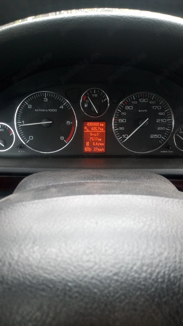 PEUGEOT 407