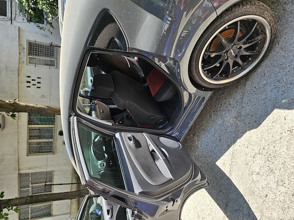 SEAT Leon 2011 — imagine 5